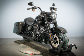 2024 Harley-Davidson® Road King® Special FLHRXS thumb 2