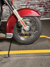 Harley-Davidson® Heritage Softail® Classic 2002 FLSTCI RICH RED W/STRIPES thumb 2