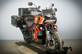 2024 Harley-Davidson® CVO™ Pan America® RA1250SE thumb 2