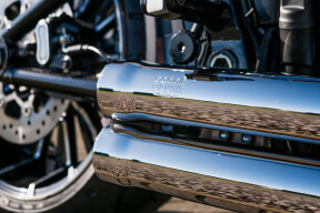 2025 Harley-Davidson Breakout™  thumb 1
