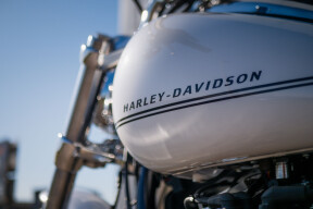 2025 Harley-Davidson Breakout™  thumb 0
