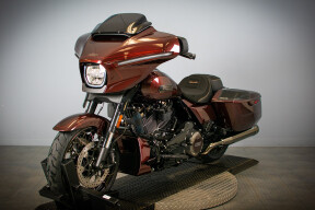 2024 Harley-Davidson® CVO™ Street Glide® FLHXSE thumb 1