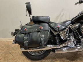 2017 Harley-Davidson® Heritage Softail® Classic Vivid Black  FLSTC thumb 0