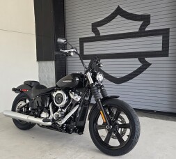 2026 Harley-Davidson® Street Bob® thumb 3