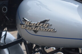2024 Harley-Davidson® Road Glide® 3 FLTRT thumb 1