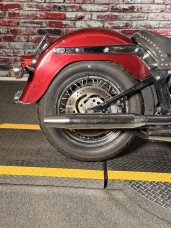Harley-Davidson® Heritage Softail® Classic 2002 FLSTCI RICH RED W/STRIPES thumb 1