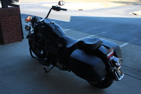 2025 Harley-Davidson® Heritage Classic Vivid Black w/Laced Wheels thumb 0