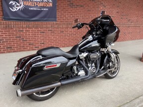 2022 Harley-Davidson® Road Glide® Vivid Black thumb 0