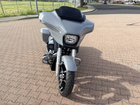 FLHX 2026 Street Glide® thumb 2