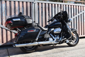 2019 Harley-Davidson® Ultra Limited FLHTK thumb 2