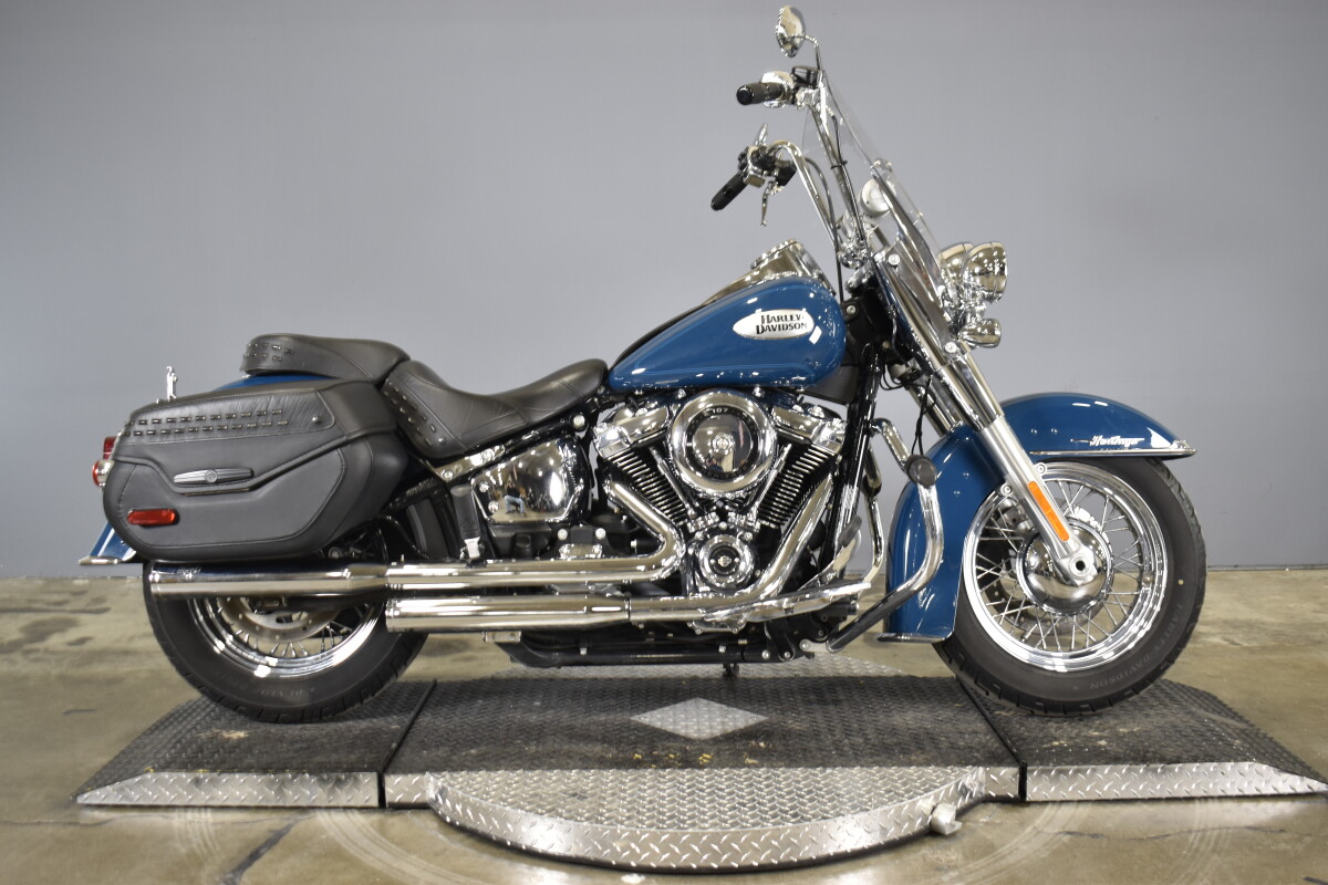 2021 Harley-Davidson® Heritage Classic 107 FLHC | MotorCity Harley