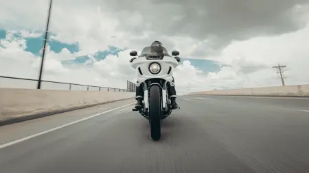 Baton Rouge, LA Riders Compare the 2026 Harley-Davidson® Low Rider® ST to Sport Touring Rivals