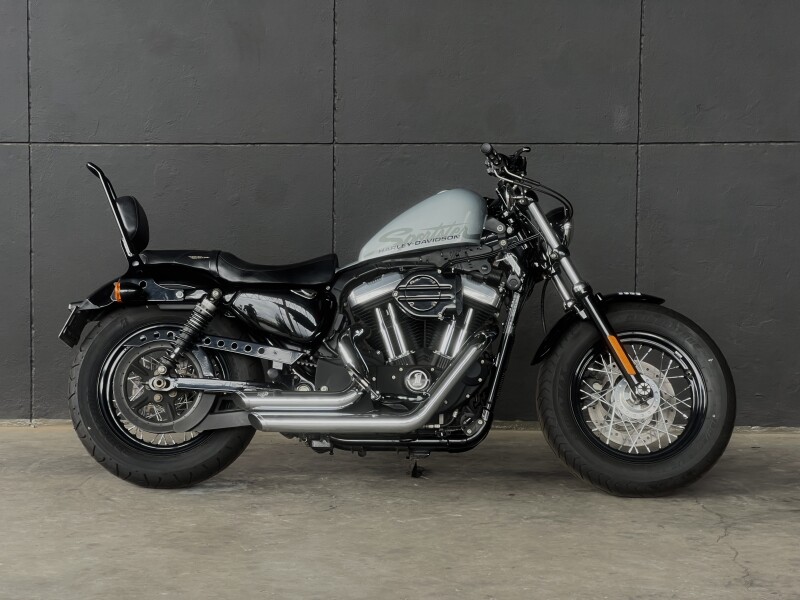 2013 HARLEY DAVIDSON SPORTSTER FORTY EIGHT GREY