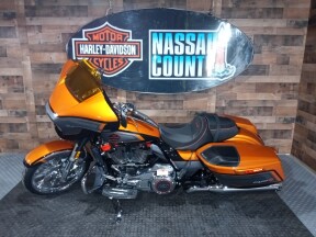 2026 Harley-Davidson® CVO Street Glide Torched Orange CVO Tri-Tone thumb 2