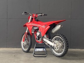2025 GASGAS MC 250F RED thumb 0