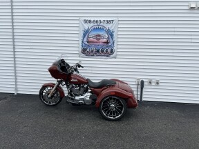 2024 Harley-Davidson® Road Glide® 3 Red Rock thumb 3