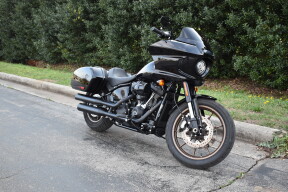 2024 Harley-Davidson® Low Rider™ ST thumb 3