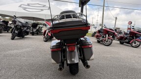 2023 Harley-Davidson® Road Glide® Limited Gray Haze/Silver Fortune thumb 1