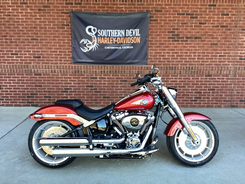 2026 Harley-Davidson® Fat Boy® Brilliant Red Chrome Trim
