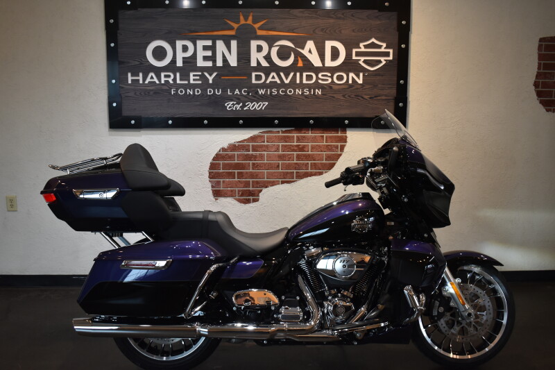 2026 Harley-Davidson® Street Glide Limited Purple Abyss / Vivid Black Chrome Trim