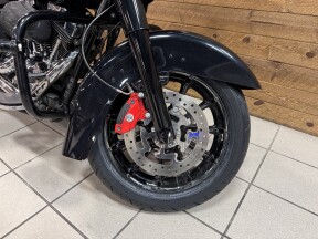 2013 Harley-Davidson® Street Glide® Midnight Pearl FLHX thumb 1