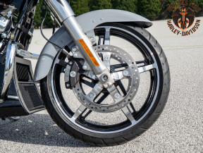FLHX 2026 Street Glide® thumb 2