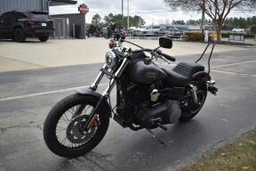 2017 Harley-Davidson® Street Bob® thumb 1