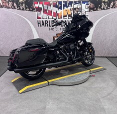 2026 FLTRX Road Glide®  thumb 3