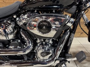 2026 Harley-Davidson® Breakout® Vivid Black Chrome Trim FXBR thumb 2