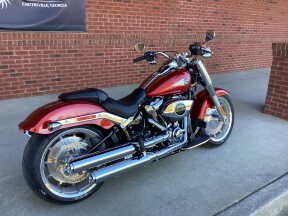 2026 Harley-Davidson® Fat Boy® Brilliant Red Chrome Trim thumb 2