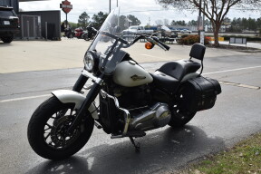 2018 Harley-Davidson® Softail Slim® thumb 1