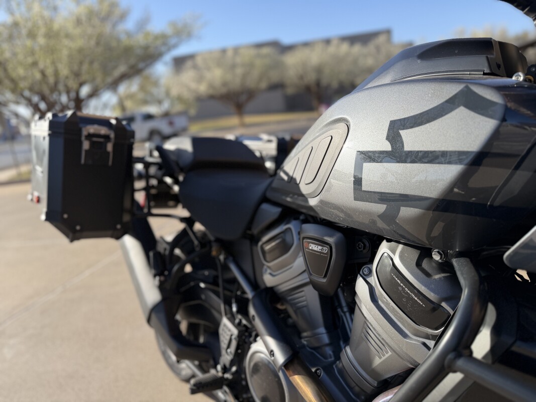 2022 Harley-Davidson® Pan America™ 1250 Special Gauntlet Gray Metallic, photo 9