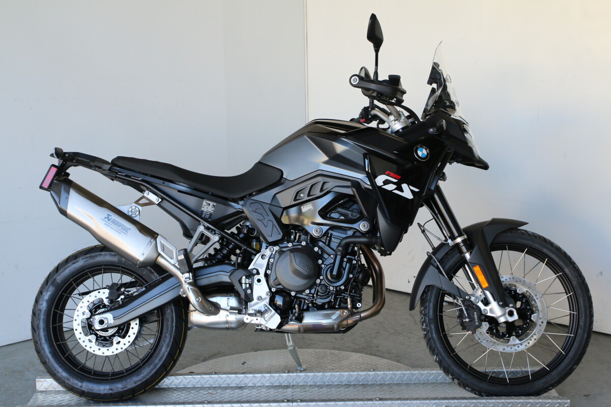 2026 BMW F 900 GS