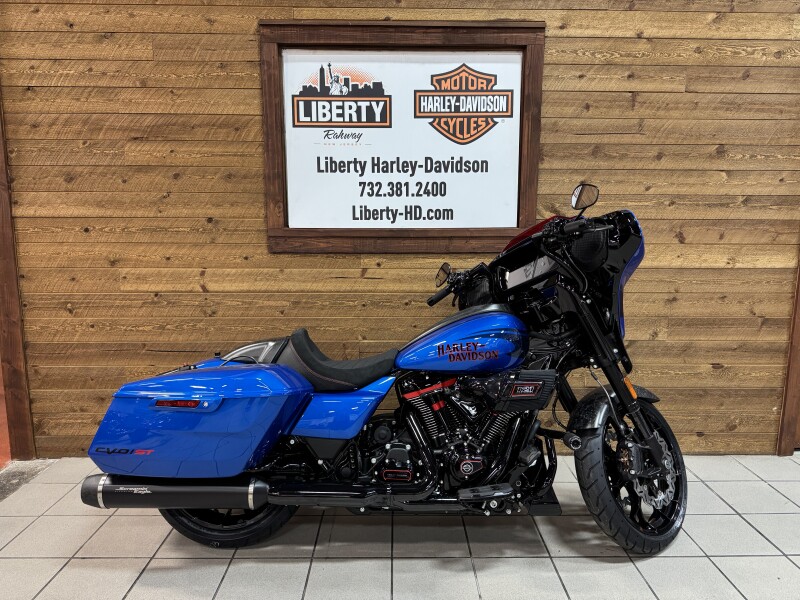 2026 Harley-Davidson® CVO Street Glide ST Electric Coast  FLHXSTSE
