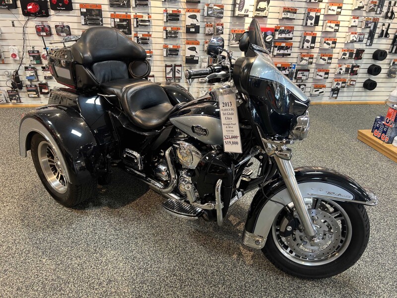 2013 Harley-Davidson® FLHTCUTG Tri Glide™ Ultra Classic®