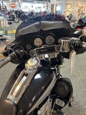 2013 Harley-Davidson® FLHTCUTG Tri Glide™ Ultra Classic® thumb 0