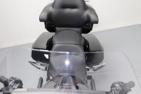 2025 Harley-Davidson® Street Glide™ Ultra Vivid Black thumb 0