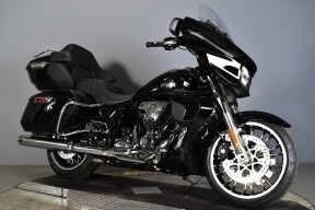2026 Harley-Davidson® Street Glide Limited FLHXL thumb 2