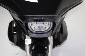 2025 Harley-Davidson® Street Glide™ Ultra Vivid Black thumb 1