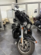 2014 Harley-Davidson Ultra Limited thumb 2