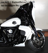 2026 Harley-Davidson® Street Glide Limited FLHXL thumb 1