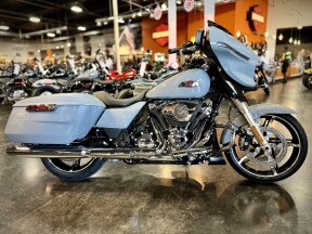 2026 Street Glide Solo Dark Billiard Gray thumb 3