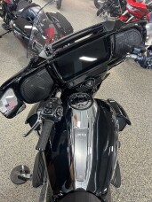 2026 Harley-Davidson® FLHXL Street Glide™ Limited thumb 0