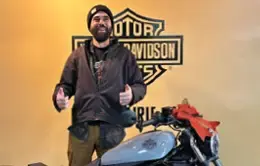 SILVER Alex logged 4,953 miles