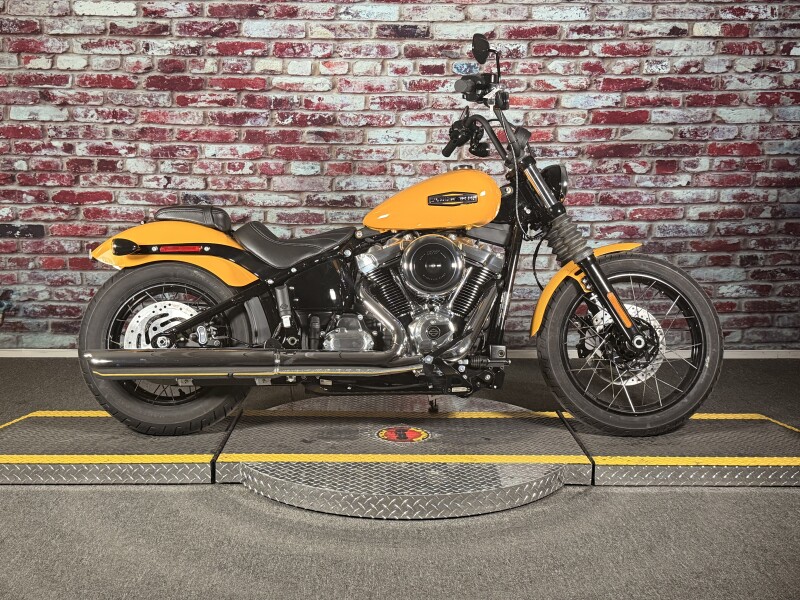 Harley-Davidson® Street Bob™ 2025 FXBB CENTERLINE