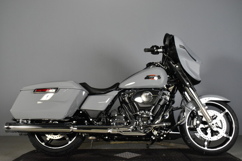 2026 Harley-Davidson® Street Glide® FLHX