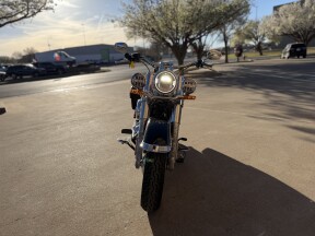 2018 Harley-Davidson® Deluxe Vivid Black thumb 1