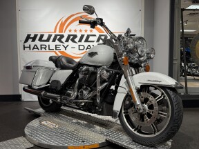2020 Harley-Davidson® Road King® thumb 2