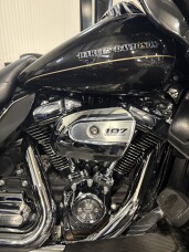 2017 Ultra Limited 107CI thumb 0