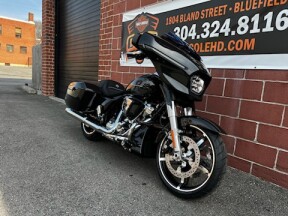 2026 Harley-Davidson® Street Glide® FLHX thumb 1